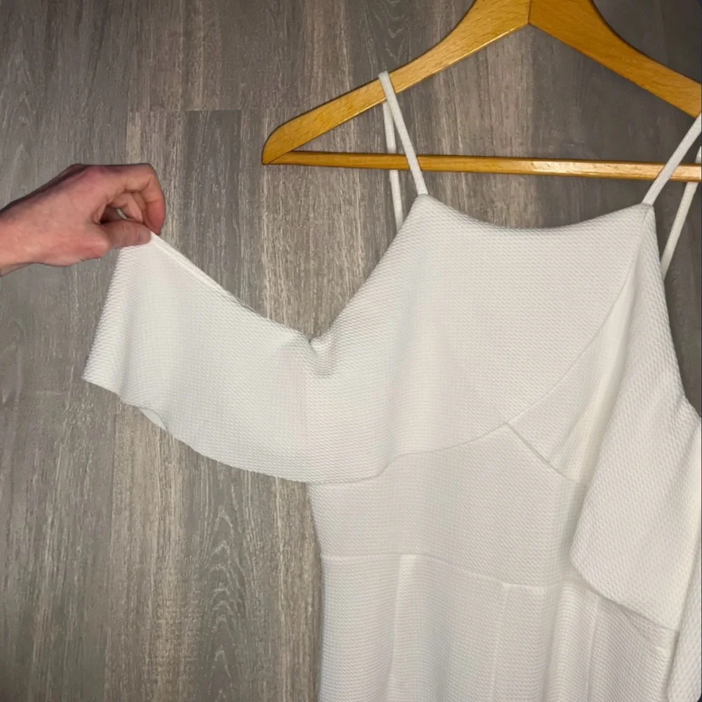 L’Atiste by Amy White‎ Ruffle Jumpsuit Wide Leg Off Shoulder Size L
